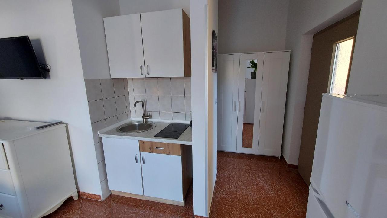 Soline Ada Apartment Pjescana Uvala Exterior foto