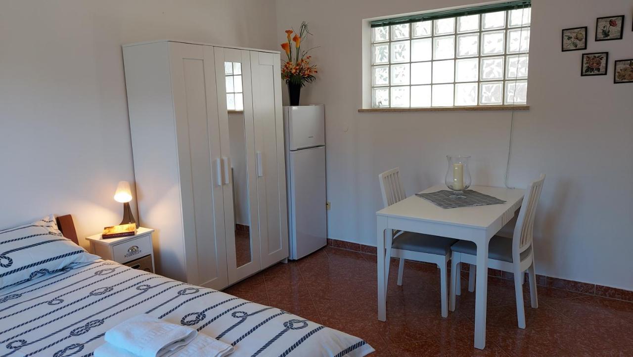 Soline Ada Apartment Pjescana Uvala Exterior foto