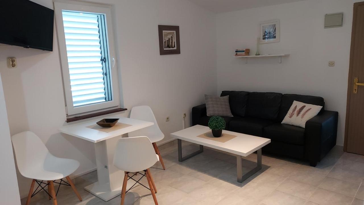 Soline Ada Apartment Pjescana Uvala Exterior foto