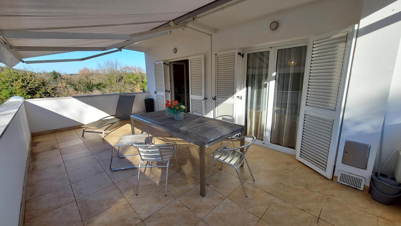 Soline Ada Apartment Pjescana Uvala Exterior foto
