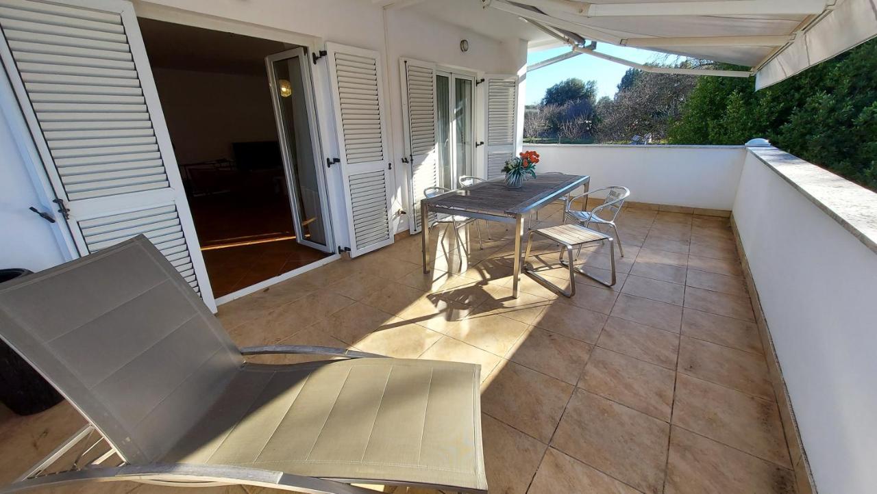 Soline Ada Apartment Pjescana Uvala Exterior foto
