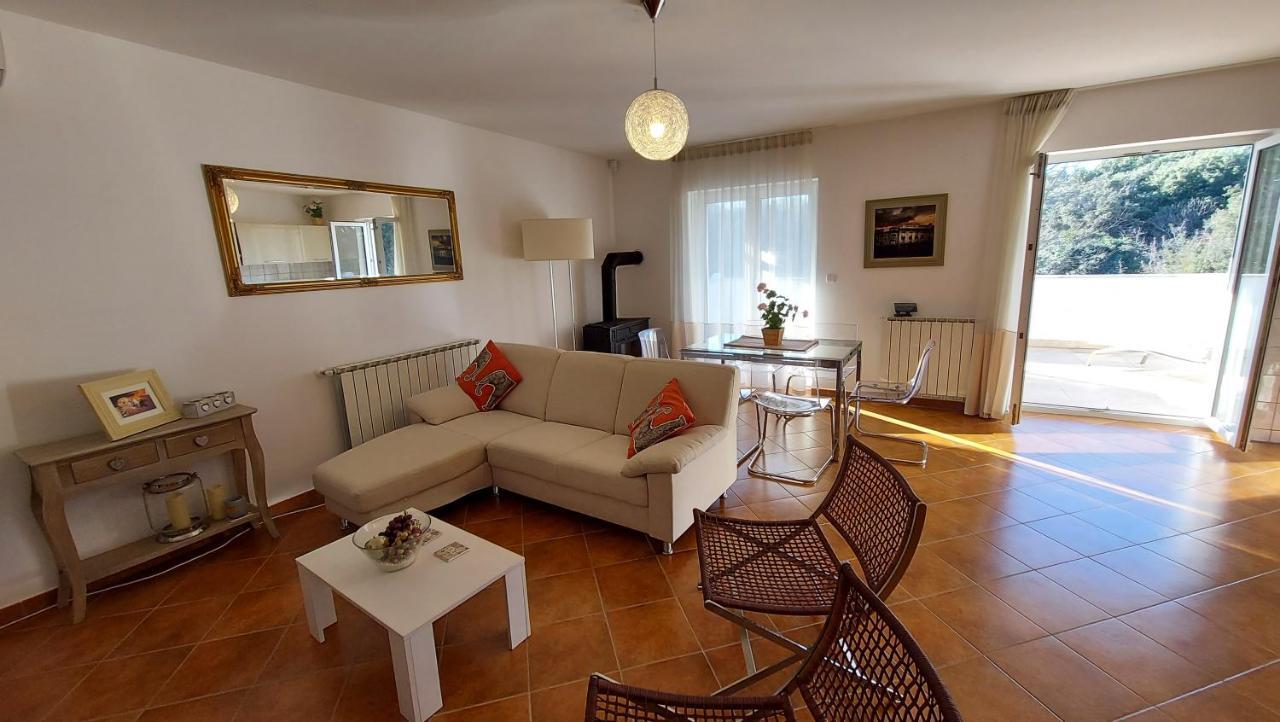 Soline Ada Apartment Pjescana Uvala Exterior foto